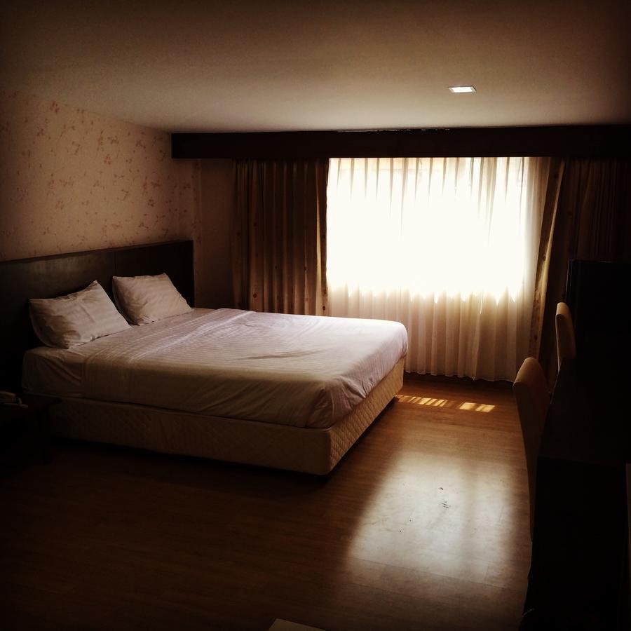Iraqi Hotel Makkasan Exterior photo