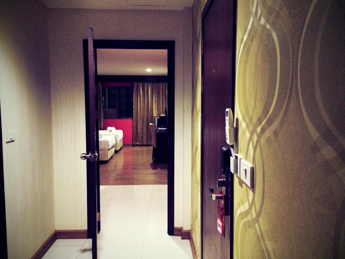 Iraqi Hotel Makkasan Exterior photo